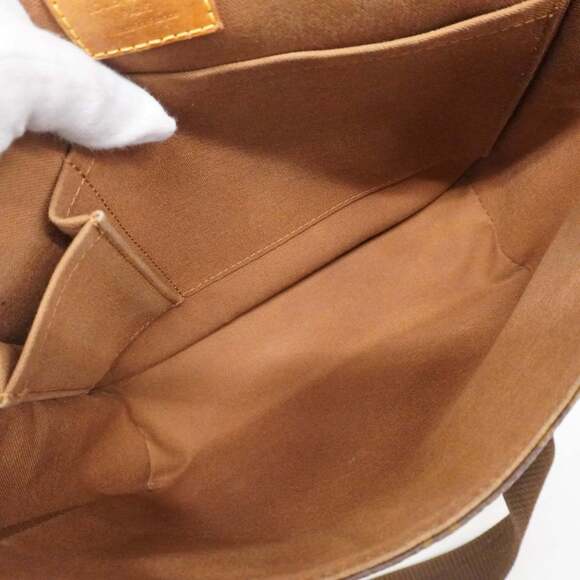 LOUIS VUITTON Brown Monogram Shoulder Bag - Picture 4 of 16